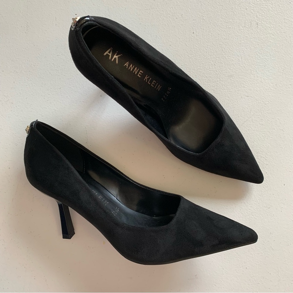 Anne Klein Black Faux Suede Iberia High Heel Shoes Size 9.5